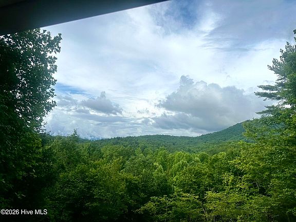 3rd image of 88 Upper Ridge Road