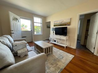 191 Coggeshall Ave #B, Newport, RI 02840