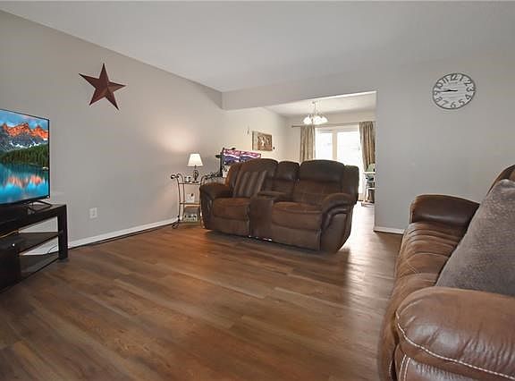 5th image of 3000 S Bryn Mawr Dr