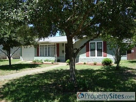 1st image of 135 Norfolk Pl