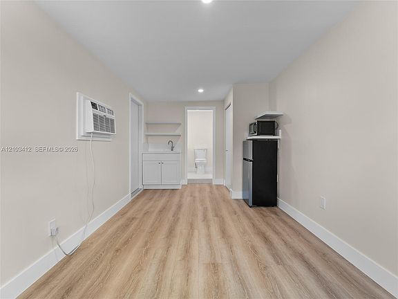 2nd image of 7401 SW 38th St #A