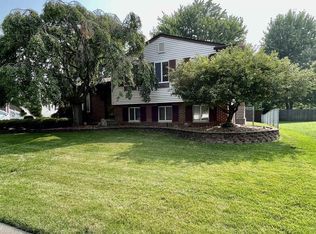 41516 Schoenherr Rd, Sterling Heights, MI 48313