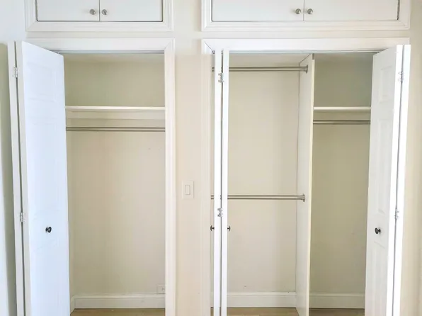 1126 Third Avenue 3A image 3 of 7