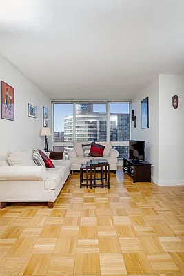 Rented by Keller Williams NYC | media 34