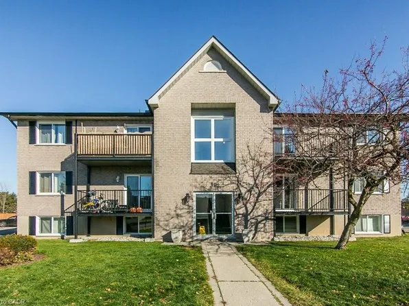 50 Campbell Ct #103, Stratford, ON N5A 7T6