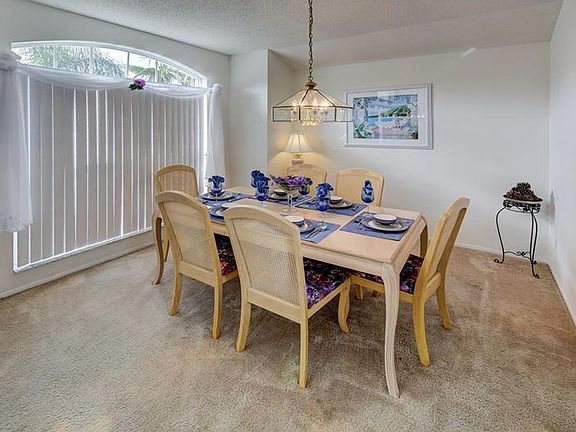 3rd image of 8617 Primrose Dr