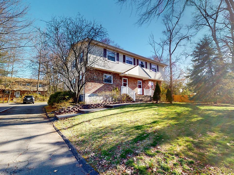 1st image of 29 Fisher Ave #1