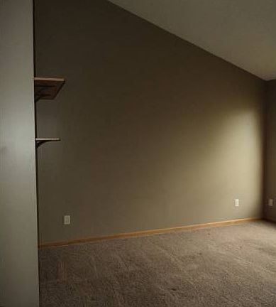 Vaulted Ceilings!