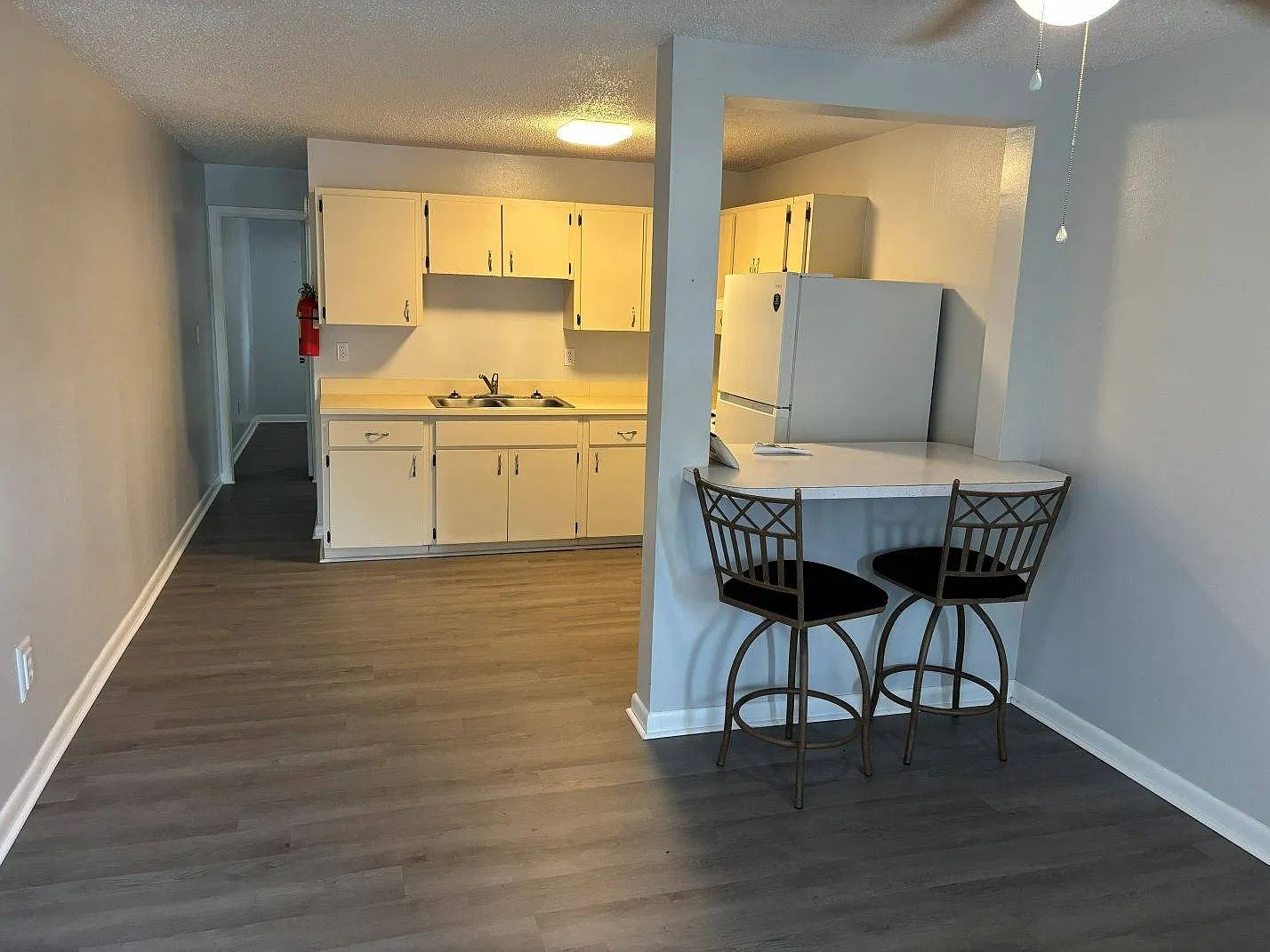 1 bed, 1.0 bath, $800 — Photo 1