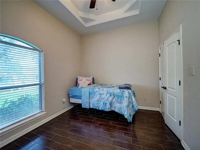 111 Reidda Dr — Photo 20