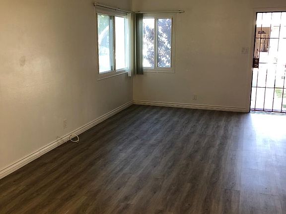 4th image of 8844 Ramsgate Ave