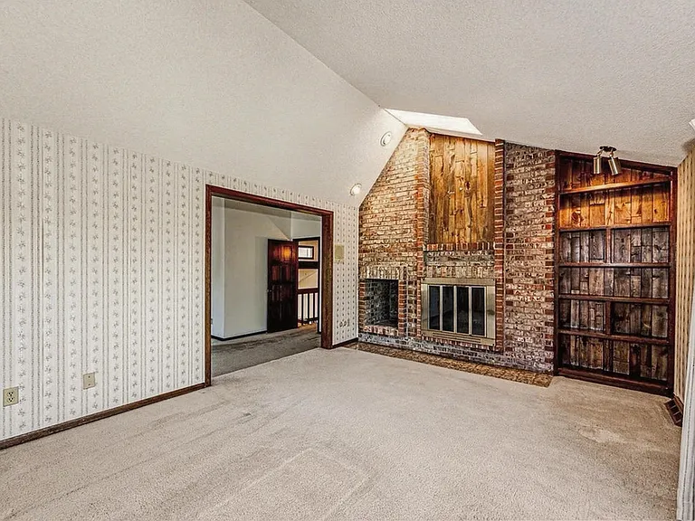 4755 S Helena Way — Photo 15