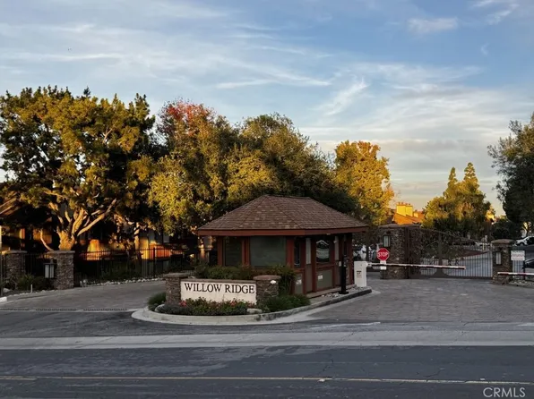 2504 E Willow St Unit 107, Signal Hill, CA 90755