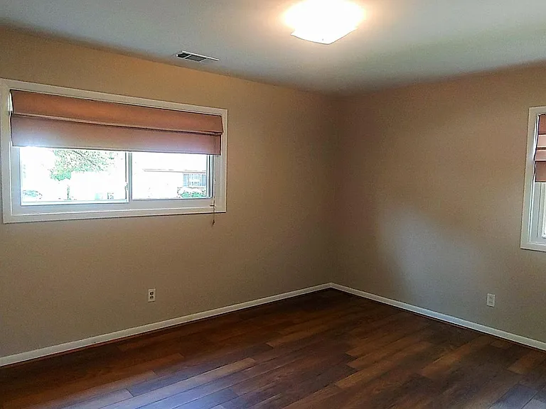 812 Acton Ave — Photo 10