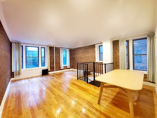 Rented by Kleier Residential | media 7