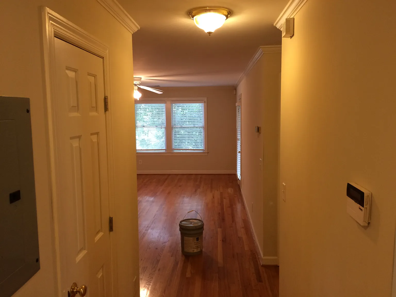 2 bed, 1150 sqft, $1,600 — Photo 2