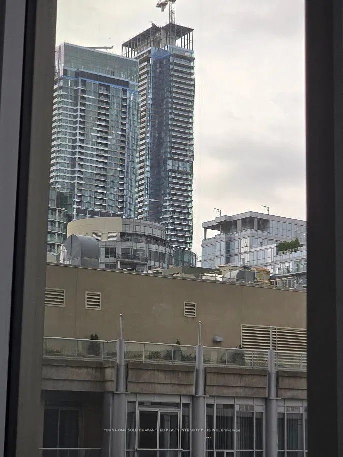 2 bed, $3,900 — Photo 3
