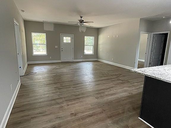 5th image of 3863 Buchanan Hwy