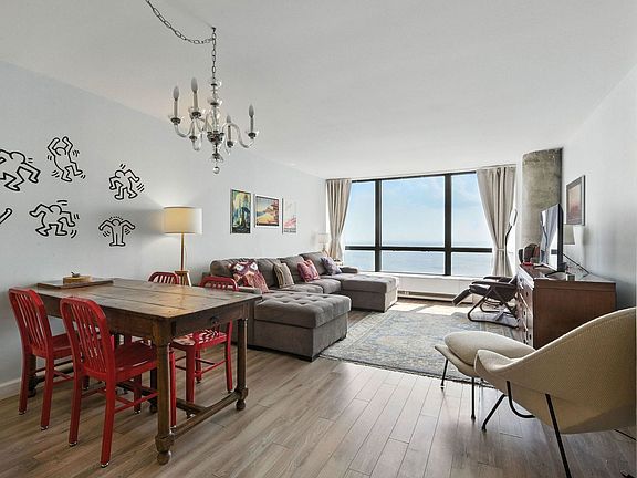 4th image of 5415 N Sheridan Rd APT 3402