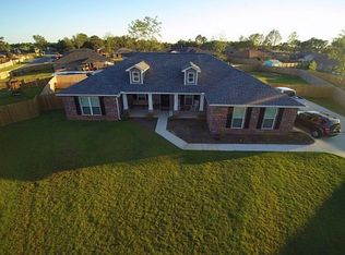 3807 Runner Stone Dr, Pace, FL 32571