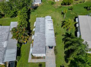 7090 SE Bluebird Cir, Hobe Sound, FL 33455