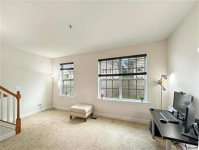 1541 Greystone Pl — Photo 23