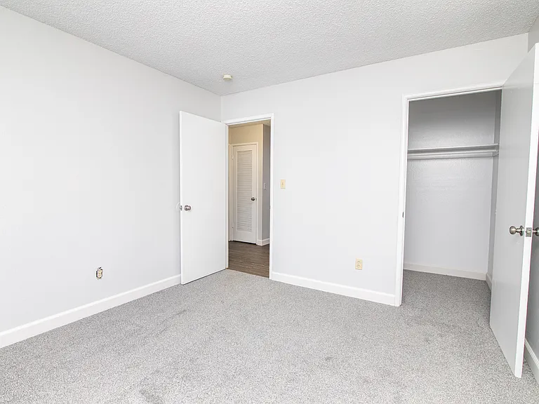 10242 S White Rock Rd-15_11132025