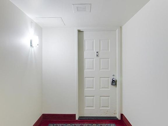 5th image of 10101 Grosvenor Pl APT 308