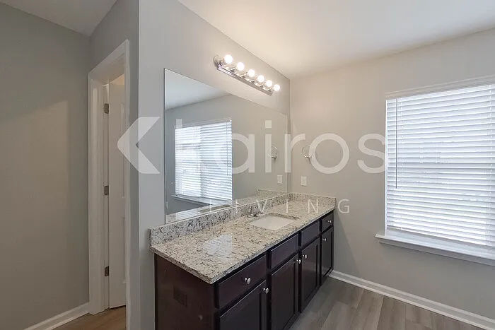 128 Bluff Rd — Photo 20