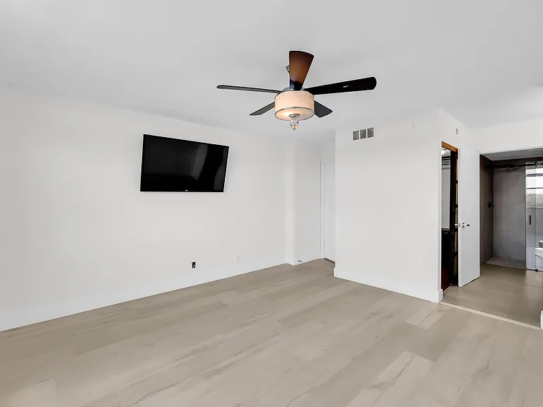 2768 Carambola Cir S #501 — Photo 24