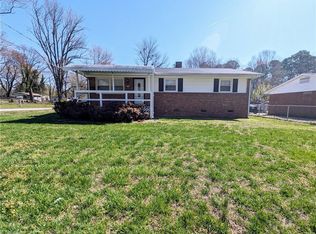 1118 Bridges Dr, High Point, NC 27262
