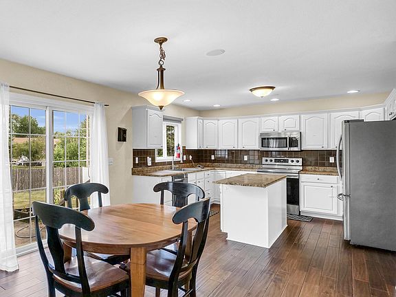 5th image of 104 Goldenrod Dr