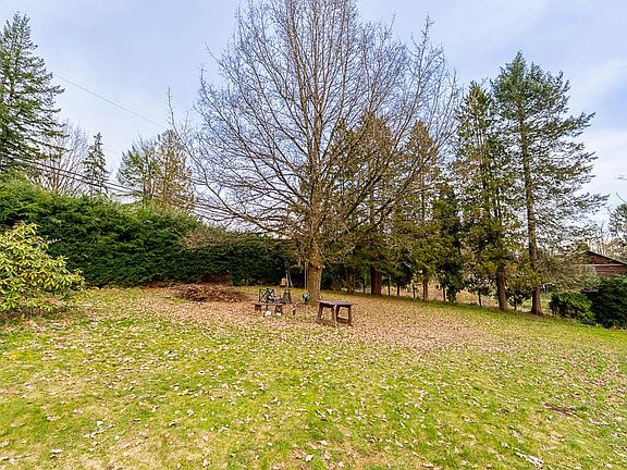 3rd image of 28204 108th Ave