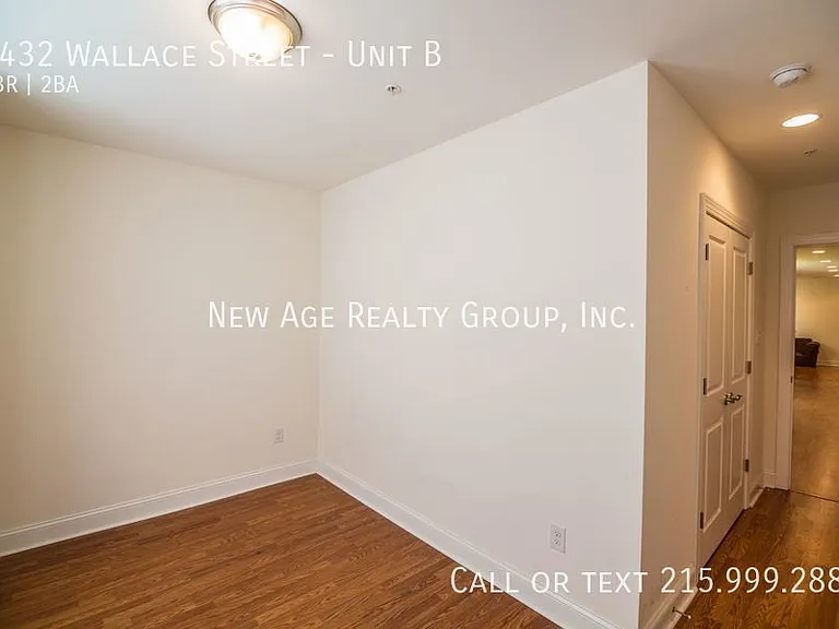 3432 Wallace St #B — Photo 9
