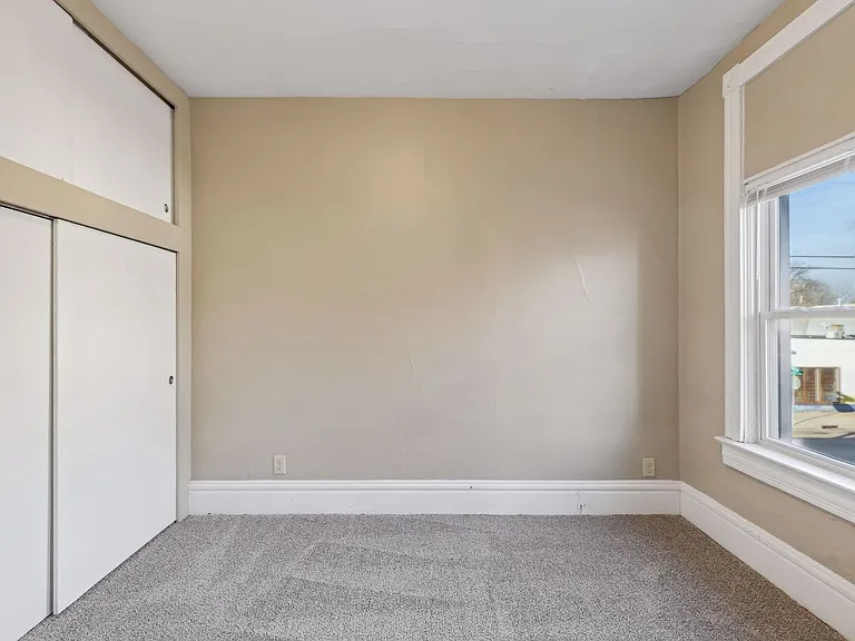 938 - 940 East 3rd Street — Photo 14