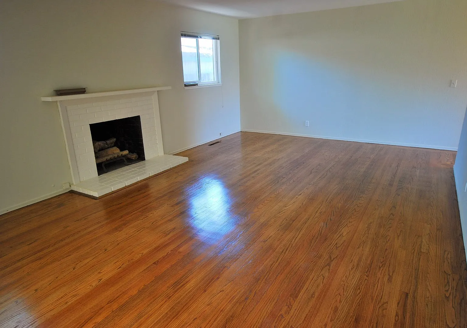 1017 to 1019 Annapolis Dr. — Photo 3