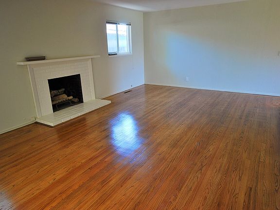 3rd image of 1017 To 1019 Annapolis Dr #1017