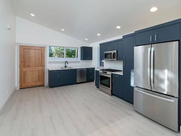 Hartford Duplex - 01355-HART-00, 1355 NW Hartford Ave #1, Bend, OR 97703