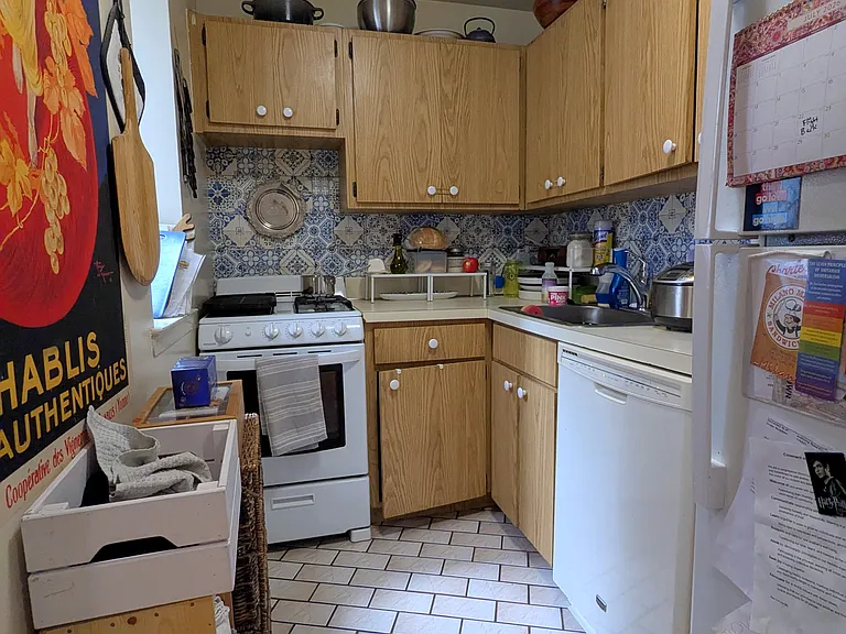 309 Columbus Ave #4B — Photo 7