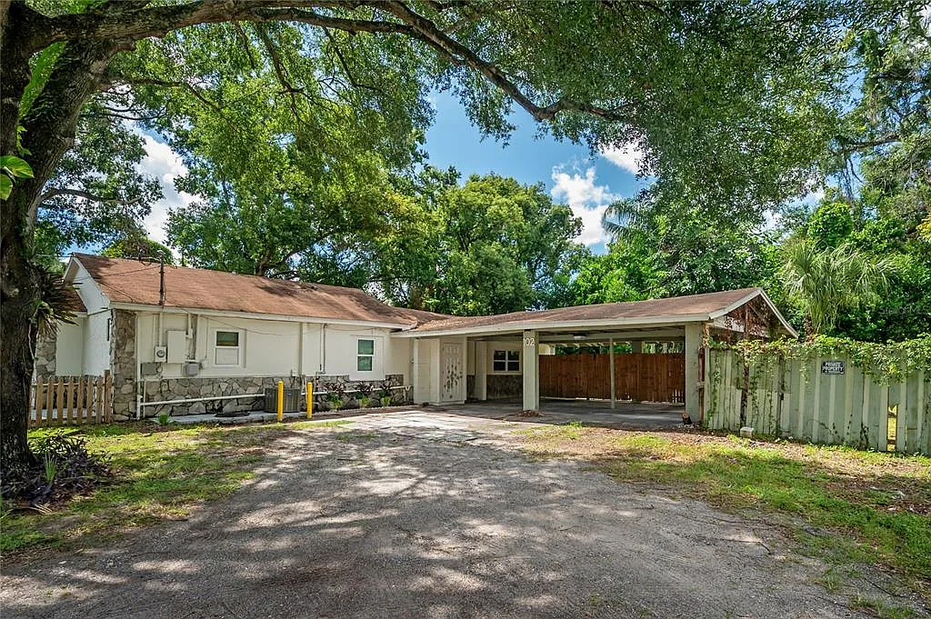 2 bed, 1.0 bath, 792 sqft, $1,500 — Photo 2