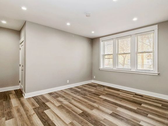 5th image of 4707 N Kasson Ave APT 2W
