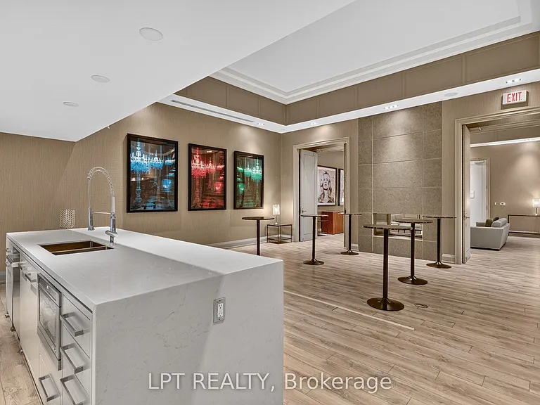 111 Champagne Ave S #307 — Photo 29