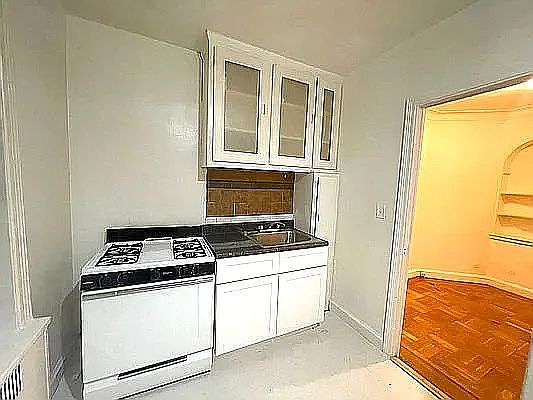4th image of 31-31 54th St #1K