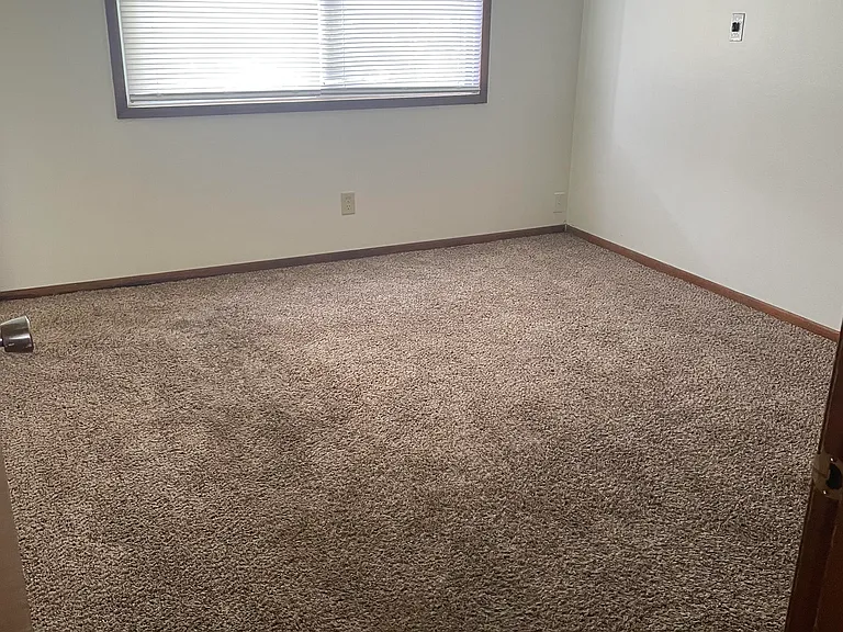 127 Mathews Dr #2 — Photo 6