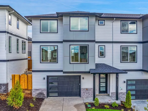 3644 SW Sandlewood Ln, Gresham, OR 97080