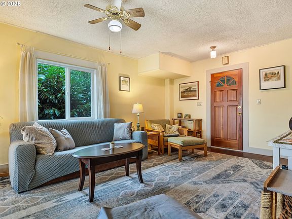 5th image of 608 Florence Ave