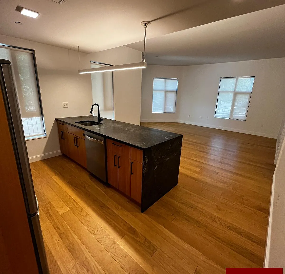 2 bed, 2.0 bath, $4,600 — Photo 2