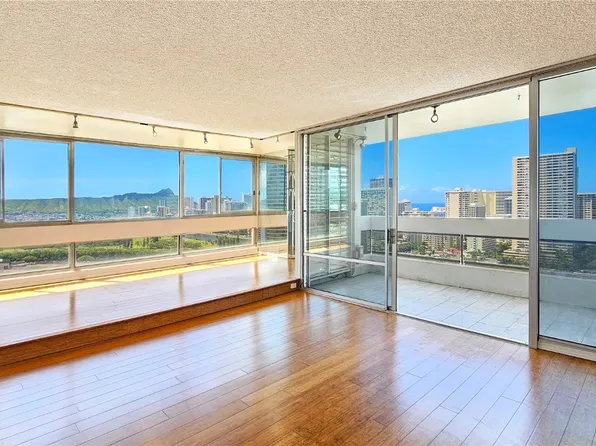 555 University Ave APT 2600, Honolulu, HI 96826