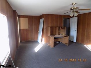 925 7th St, Gering, NE 69341