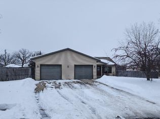 11223 Monroe Ct, Becker, MN 55308